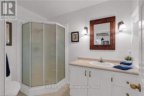 850 Pike Bay Road, Northern Bruce Peninsula, ON - Indoor Photo Showing Bathroom