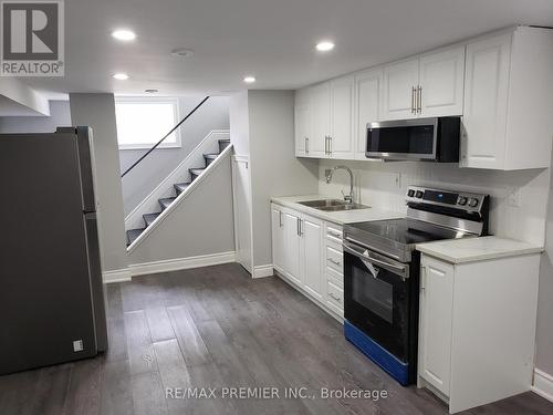 Lower - 635 Bloor Street E, Oshawa, ON - Indoor Photo Showing Kitchen With Double Sink