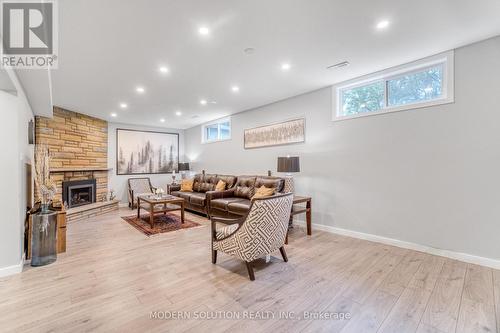 605 Curzon Avenue, Mississauga, ON - Indoor With Fireplace