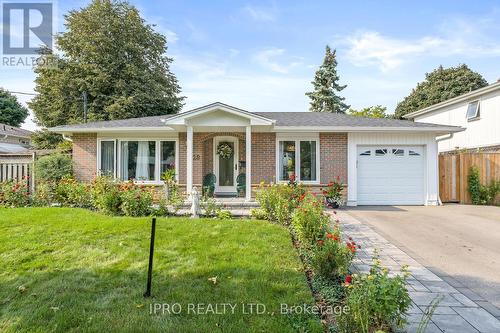 28 Irwin Crescent, Halton Hills, ON - Outdoor With Facade