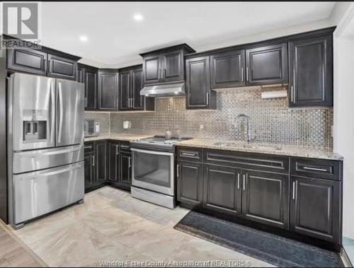 2985 Ruth Road Unit# Lower, Windsor, ON - Indoor Photo Showing Kitchen With Stainless Steel Kitchen With Upgraded Kitchen