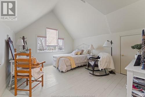 345 Island Crescent, Lakeshore, ON - Indoor Photo Showing Bedroom