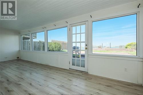 8266 Riverside Drive East, Windsor, ON - Indoor Photo Showing Other Room