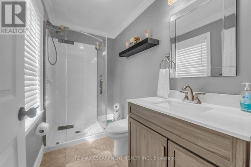 42 Ross Street, Haldimand, ON - Indoor Photo Showing Bathroom