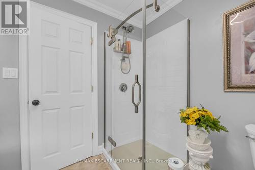 42 Ross Street, Haldimand, ON - Indoor Photo Showing Bathroom