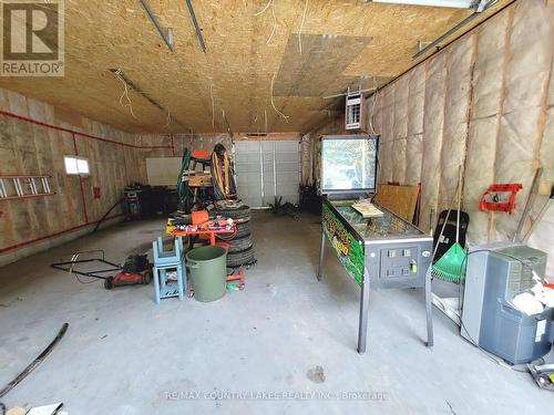 61 Seventh Street, Brock, ON - Indoor Photo Showing Garage