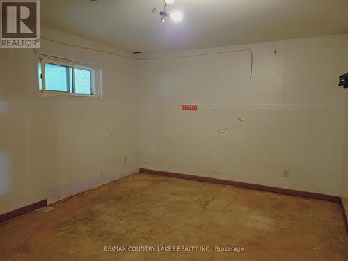 61 Seventh Street, Brock, ON - Indoor Photo Showing Other Room