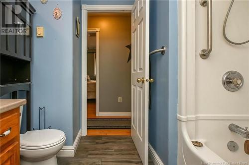 173 Vintage Avenue, Riverview, NB - Indoor Photo Showing Bathroom