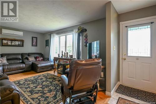 173 Vintage Avenue, Riverview, NB - Indoor Photo Showing Living Room