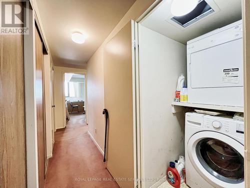 1304 - 260 Heath Street W, Toronto, ON - Indoor Photo Showing Laundry Room