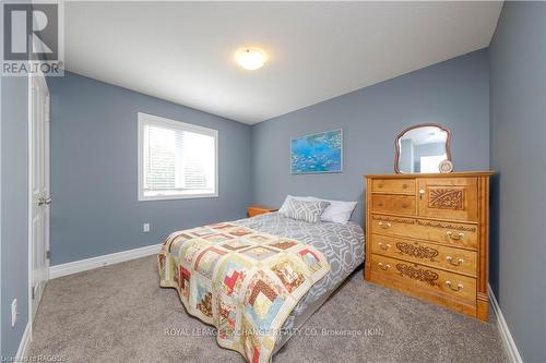 881 Princes Street N, Kincardine, ON - Indoor Photo Showing Bedroom