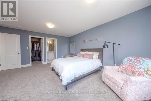 881 Princes Street N, Kincardine, ON - Indoor Photo Showing Bedroom