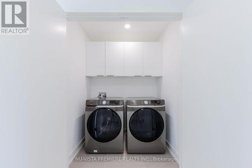 1975 Upperpoint Gate, London, ON - Indoor Photo Showing Laundry Room