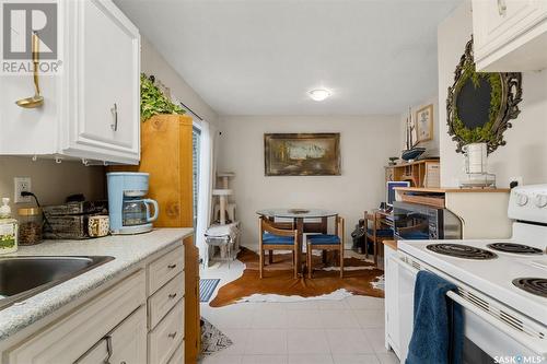 15A & 15B Erixon Place, Clavet, SK - Indoor Photo Showing Kitchen