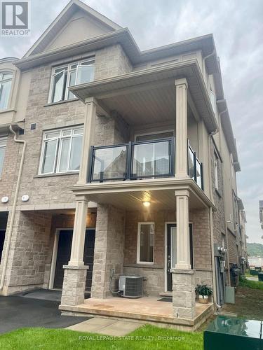 40 - 40 Zinfandel Drive, Hamilton, ON - Outdoor With Balcony