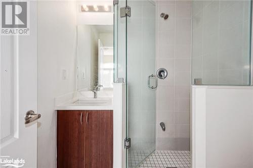 17 Dunes Drive Drive, Wasaga Beach, ON - Indoor Photo Showing Bathroom