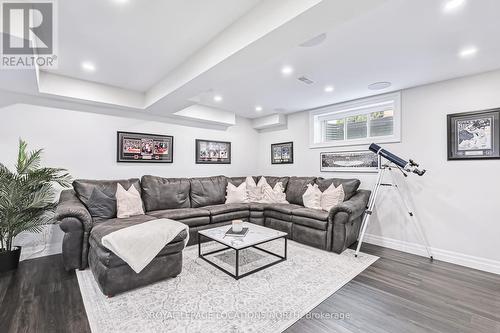 53 Chamberlain Crescent, Collingwood, ON - Indoor Photo Showing Living Room