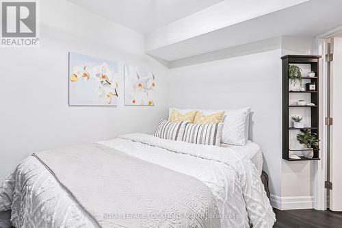 53 Chamberlain Crescent, Collingwood, ON - Indoor Photo Showing Bedroom