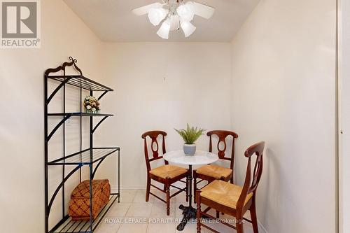 510 - 1535 Lakeshore Road E, Mississauga, ON - Indoor Photo Showing Dining Room