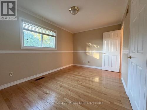 Upper - 515 Louis Drive, Mississauga, ON - Indoor Photo Showing Other Room