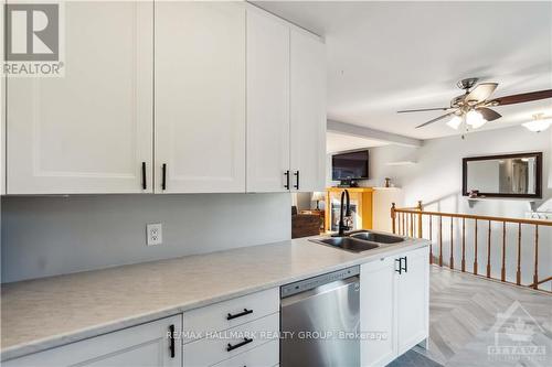 5003 Thunder Road, Ottawa, ON - Indoor Photo Showing Kitchen With Double Sink