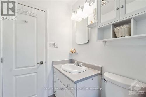 5003 Thunder Road, Ottawa, ON - Indoor Photo Showing Bathroom