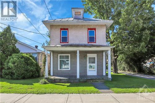 211 St-Philippe Street, Alfred And Plantagenet, ON - Outdoor With Facade