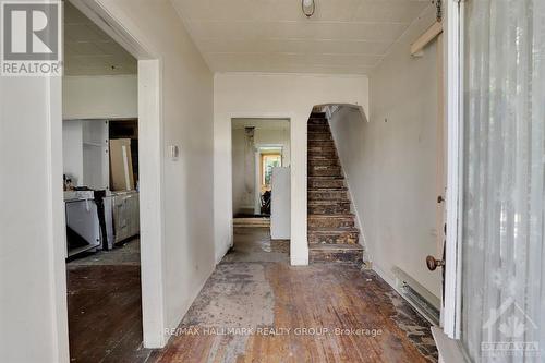 211 St-Philippe Street, Alfred And Plantagenet, ON - Indoor Photo Showing Other Room