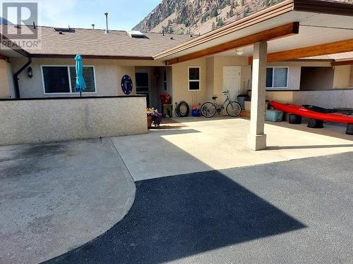 3038 Orchard Drive Unit# 2, Keremeos, BC - Outdoor