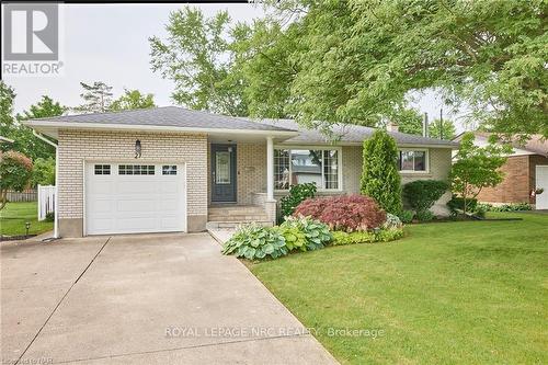 27 Walts Street, Welland, ON - Outdoor With Facade