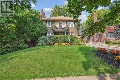 338 St Clair Avenue E, Toronto, ON - Outdoor