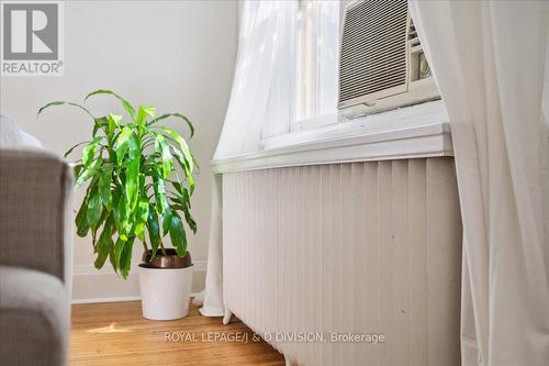 338 St Clair Avenue E, Toronto, ON - Indoor Photo Showing Other Room