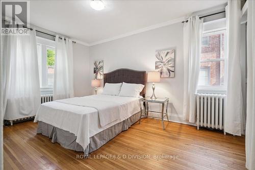 338 St Clair Avenue E, Toronto, ON - Indoor Photo Showing Bedroom