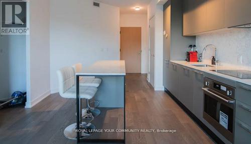 406 - 200 Sudbury Street, Toronto, ON - Indoor Photo Showing Kitchen