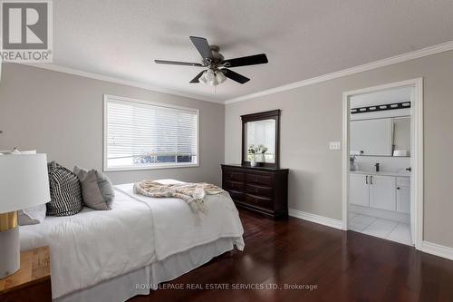 2410 Edgerose Lane, Oakville, ON - Indoor Photo Showing Bedroom