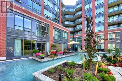 106 - 7608 Yonge Street, Vaughan, ON - Outdoor