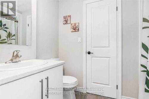 203 - 333 Gosling Gardens, Guelph, ON - Indoor Photo Showing Bathroom