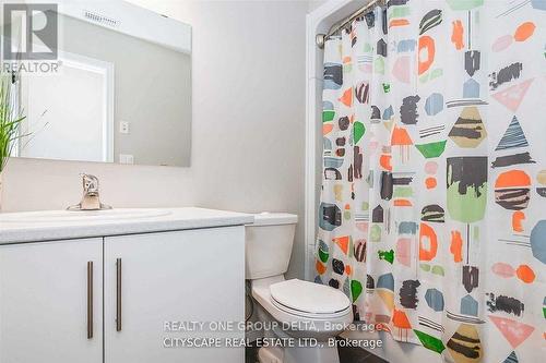 203 - 333 Gosling Gardens, Guelph, ON - Indoor Photo Showing Bathroom