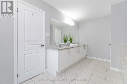 16 Burgess Crescent, Brantford, ON - Indoor Photo Showing Bathroom