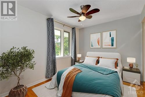 27 Dayton Crescent, Nepean, ON - Indoor Photo Showing Bedroom