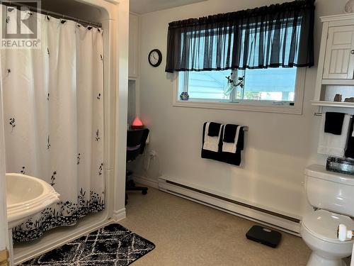 122 Kippens Road, Kippens, NL - Indoor Photo Showing Bathroom