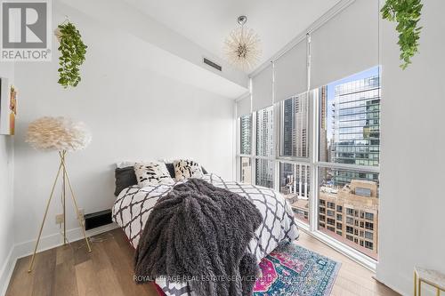 2008 - 32 Davenport Road, Toronto, ON - Indoor Photo Showing Bedroom