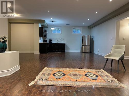 29 Lurgan Drive, Toronto, ON - Indoor Photo Showing Living Room