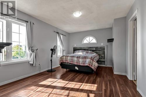 32 Tallships Drive, Whitby, ON - Indoor Photo Showing Bedroom