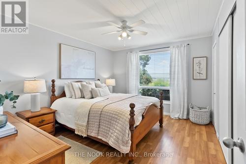 2359 Baseline Road W, Clarington (Bowmanville), ON - Indoor Photo Showing Bedroom