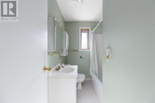 286-288 Federation St, Thessalon, ON - Indoor Photo Showing Bathroom