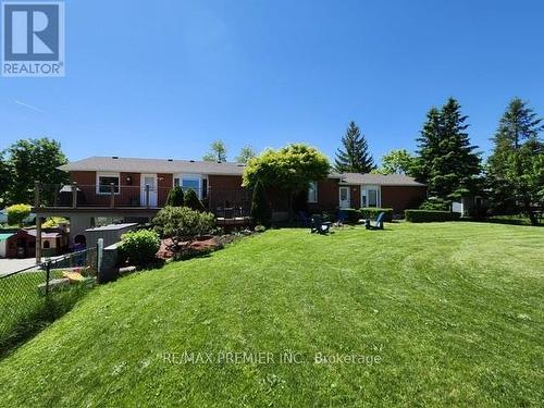 11 Union Street, Whitchurch-Stouffville, ON - Outdoor