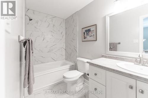 24 - 103 Foxchase Avenue, Vaughan, ON - Indoor Photo Showing Bathroom