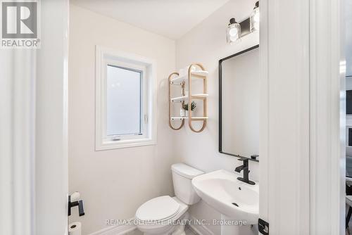 117 Branigan Crescent, Halton Hills, ON - Indoor Photo Showing Bathroom