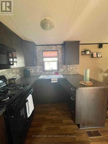 156 - 1501 Line 8 Road, Niagara-On-The-Lake, ON - Indoor Photo Showing Kitchen